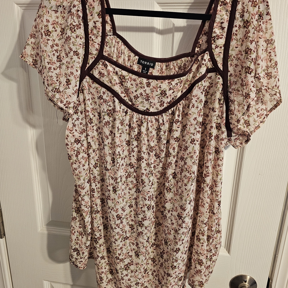 Torrid Floral Print Women's Top - Cream and Brown